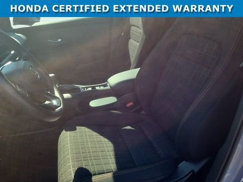 Certified 2025 Honda HR-V Sport image 19