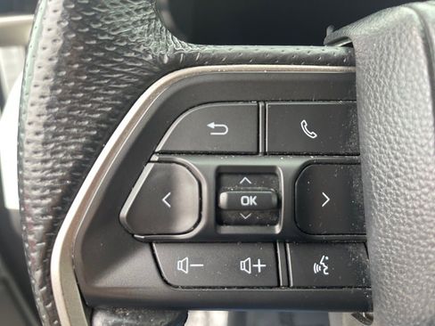 Used 2024 Toyota Tacoma SR5 image 8