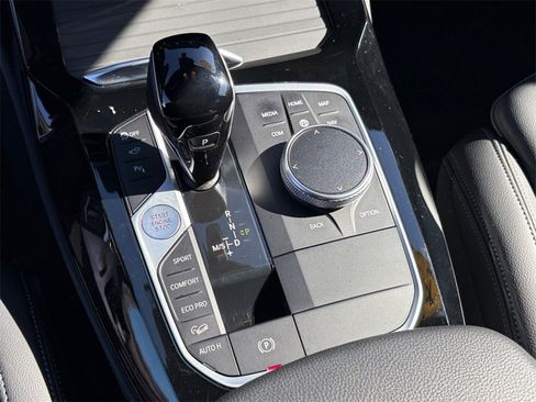 Used 2022 BMW X4 M40i w/ Premium Package image 18