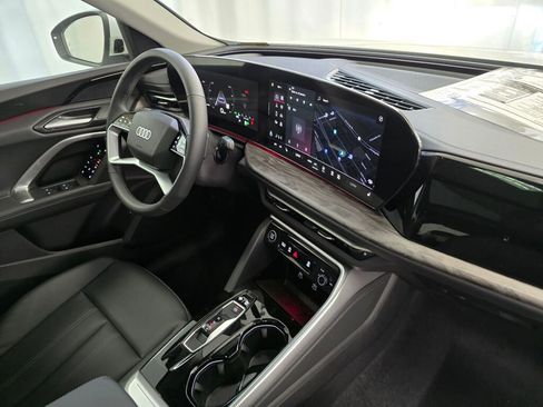 New 2025 Audi Q5 Premium image 21