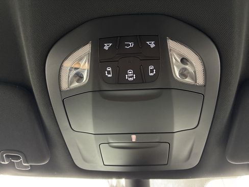 Certified 2024 Chrysler Pacifica Touring-L w/ S Appearance Package AWD/4WD image 24