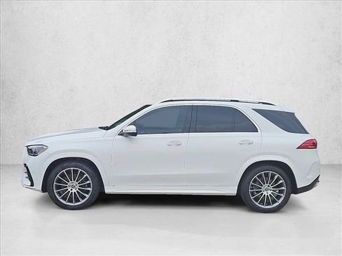 Used 2024 Mercedes-Benz GLE 450 4MATIC image 9