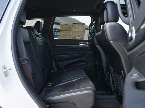 Used 2021 Jeep Grand Cherokee Altitude AWD/4WD image 28