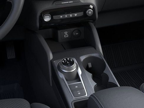 Used 2024 Ford Escape SE image 39