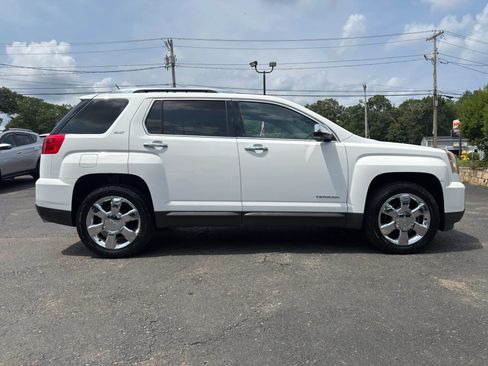 Used 2016 GMC Terrain SLT w/ Open Road Package AWD/4WD image 8
