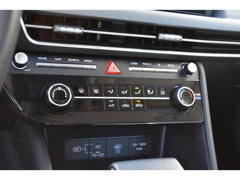 Used 2025 Hyundai Sonata SE image 24