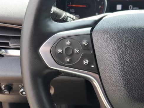 Used 2023 Chevrolet Traverse RS AWD/4WD image 24