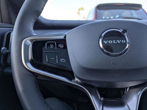 Used 2025 Volvo EX30 Ultra w/ Protection Package Premier image 13