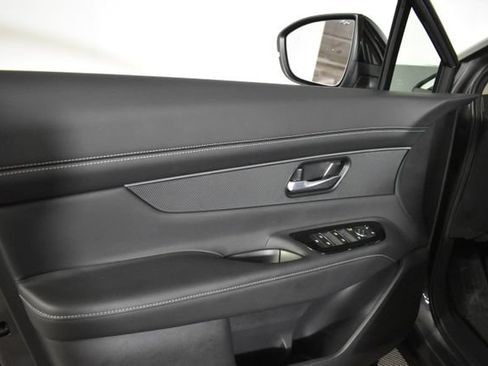 Certified 2025 Nissan Murano SV AWD/4WD image 7