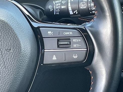 Certified 2025 Honda HR-V Sport image 14