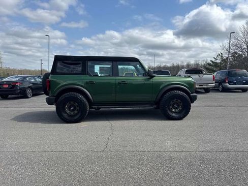 Used 2025 Ford Bronco 4-Door image 3