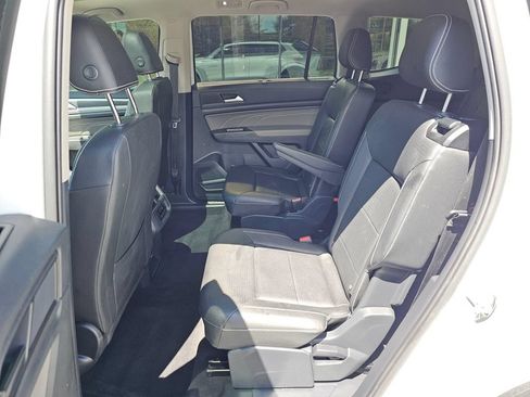 Used 2023 Volkswagen Atlas SEL R-Line AWD/4WD image 17