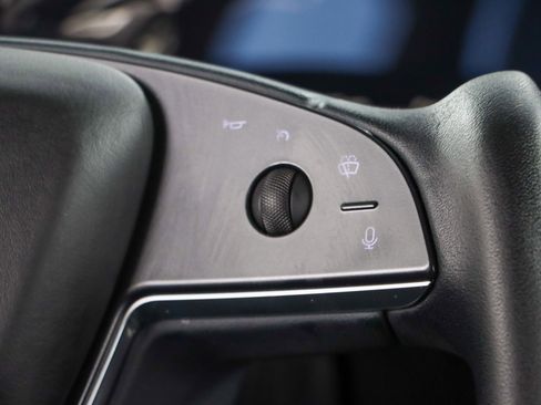 Used 2021 Tesla Model S Plaid image 14