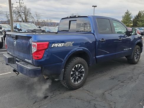 Used 2018 Nissan Titan PRO-4X w/ Pro-4x Convenience Package image 2