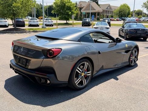 Used 2020 Ferrari Portofino RWD image 14