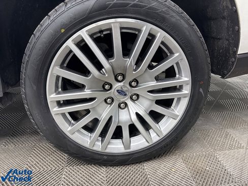 Used 2024 Ford Expedition Limited image 25