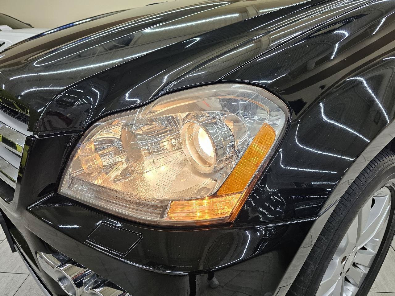 Used 2011 Mercedes-Benz GL 450 4MATIC image 11