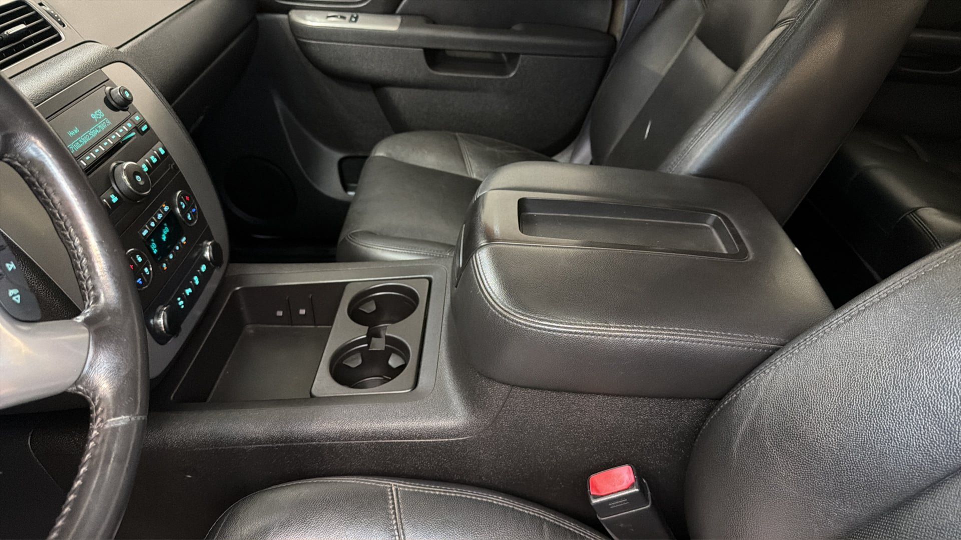 Used 2012 Chevrolet Silverado 2500 LTZ w/ LTZ Plus Package AWD/4WD image 26