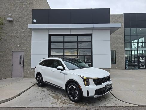 New 2026 Kia Sorento EX w/ EX Premium Package AWD/4WD image 1