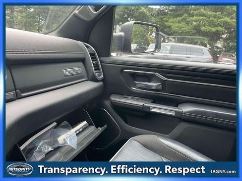 Used 2023 RAM 1500 Laramie AWD/4WD image 34