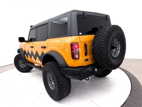 Used 2022 Ford Bronco Wildtrak AWD/4WD image 7