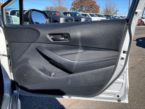 Used 2024 Toyota Corolla LE image 22