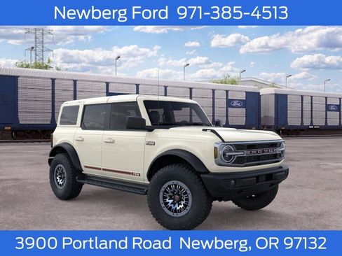 New 2026 Ford Bronco Outer Banks AWD/4WD image 1