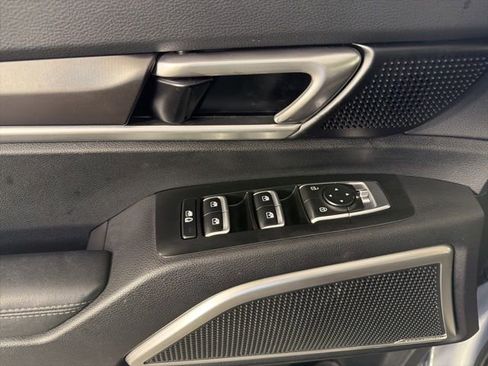 Used 2023 Kia Telluride S AWD/4WD image 24