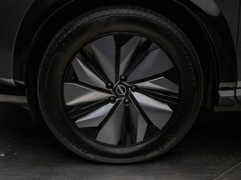 Used 2024 Nissan Ariya FWD image 8