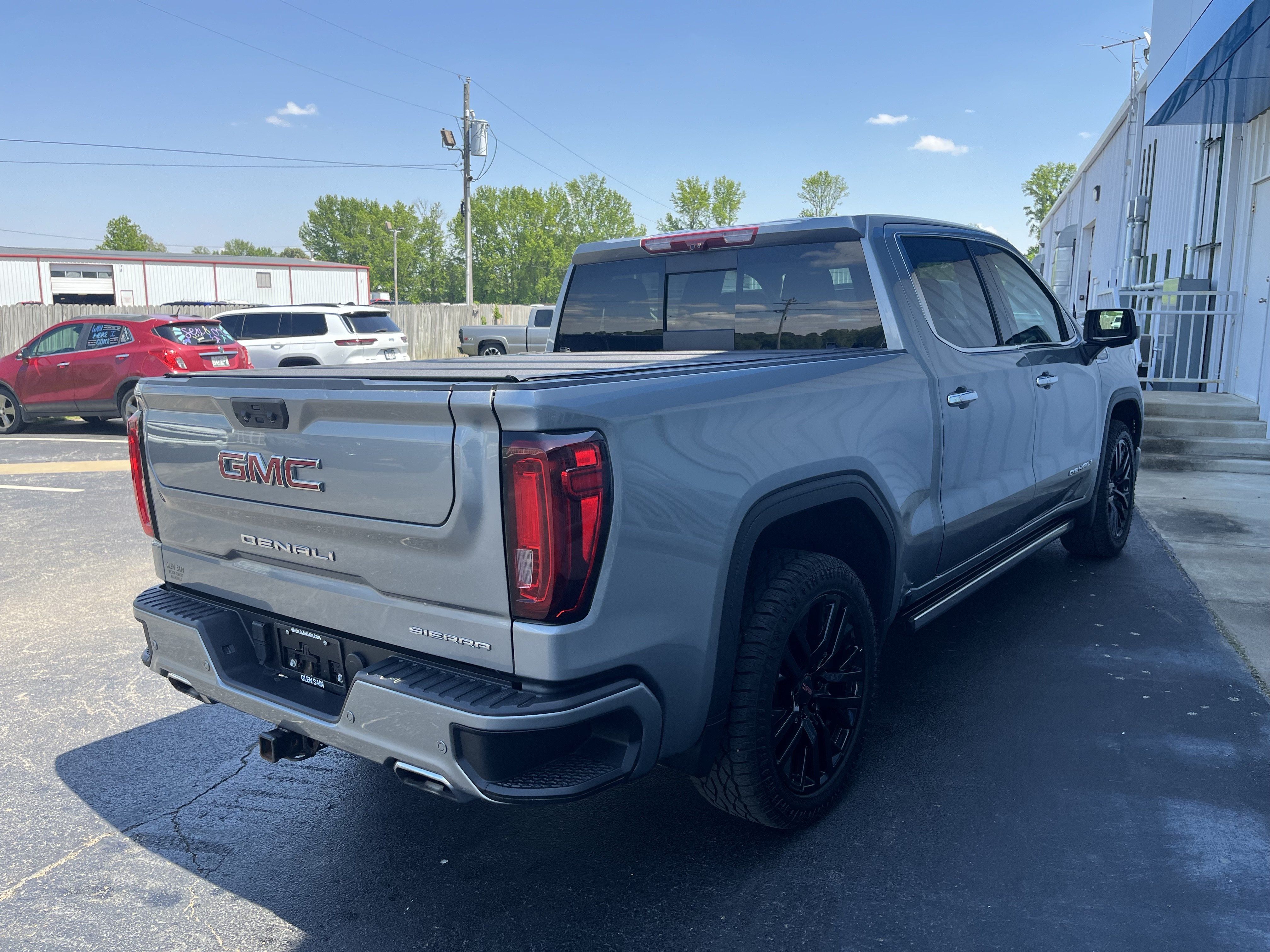 Used 2023 GMC Sierra 1500 Denali w/ Denali Reserve Package AWD/4WD image 8
