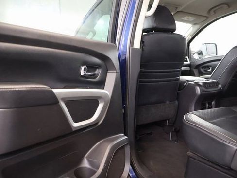 Used 2018 Nissan Titan PRO-4X image 24