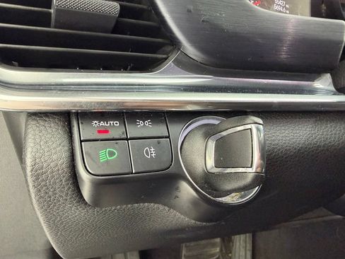 Used 2022 Porsche Panamera image 19