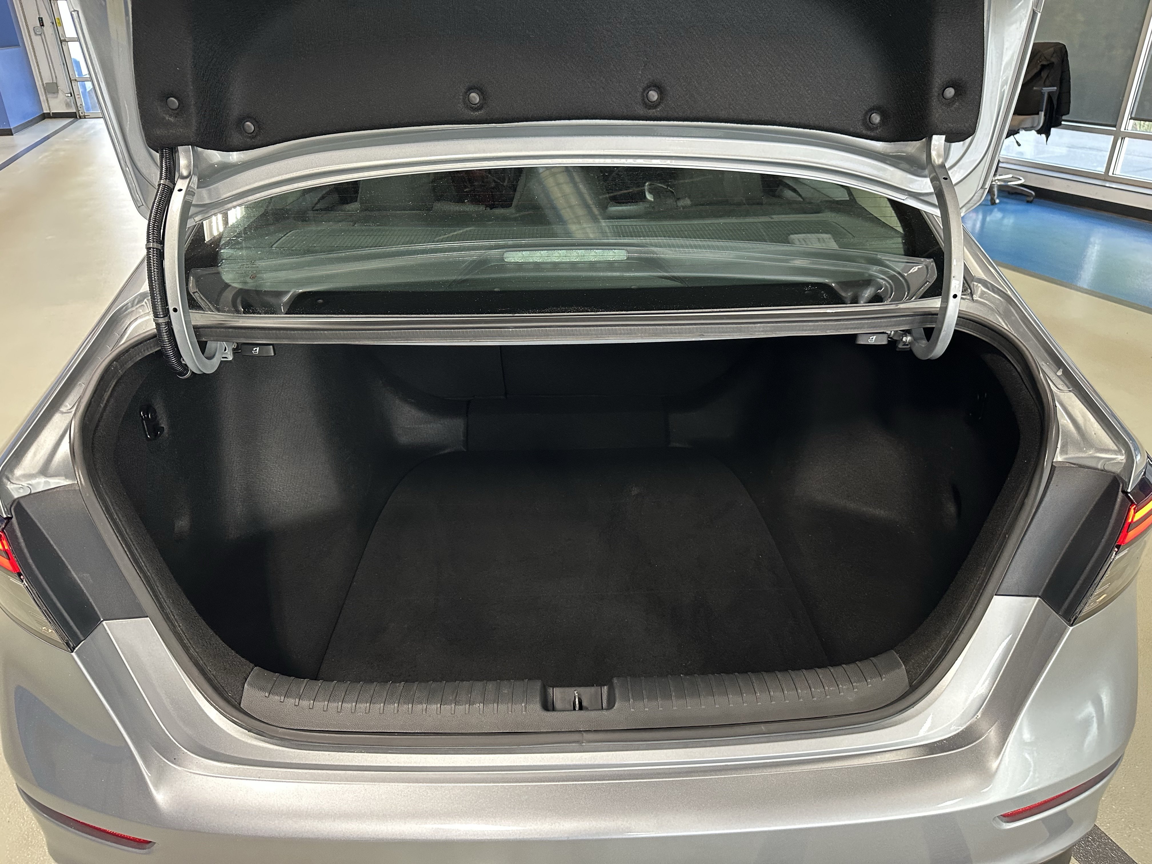 Used 2024 Honda Accord EX image 7