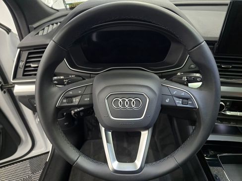 Certified 2025 Audi Q5 2.0T Premium w/ Convenience Plus Package image 14