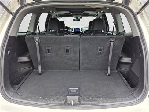 Used 2017 Honda Pilot Elite image 7