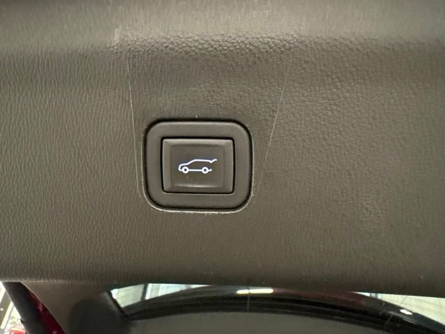 Used 2023 Buick Enclave Essence w/ Sound and Sites Package AWD/4WD image 30