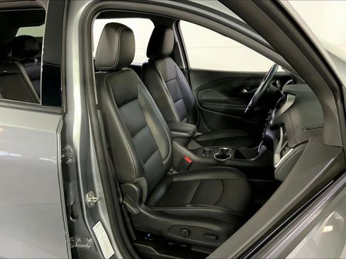 Used 2023 GMC Terrain SLT AWD/4WD image 7
