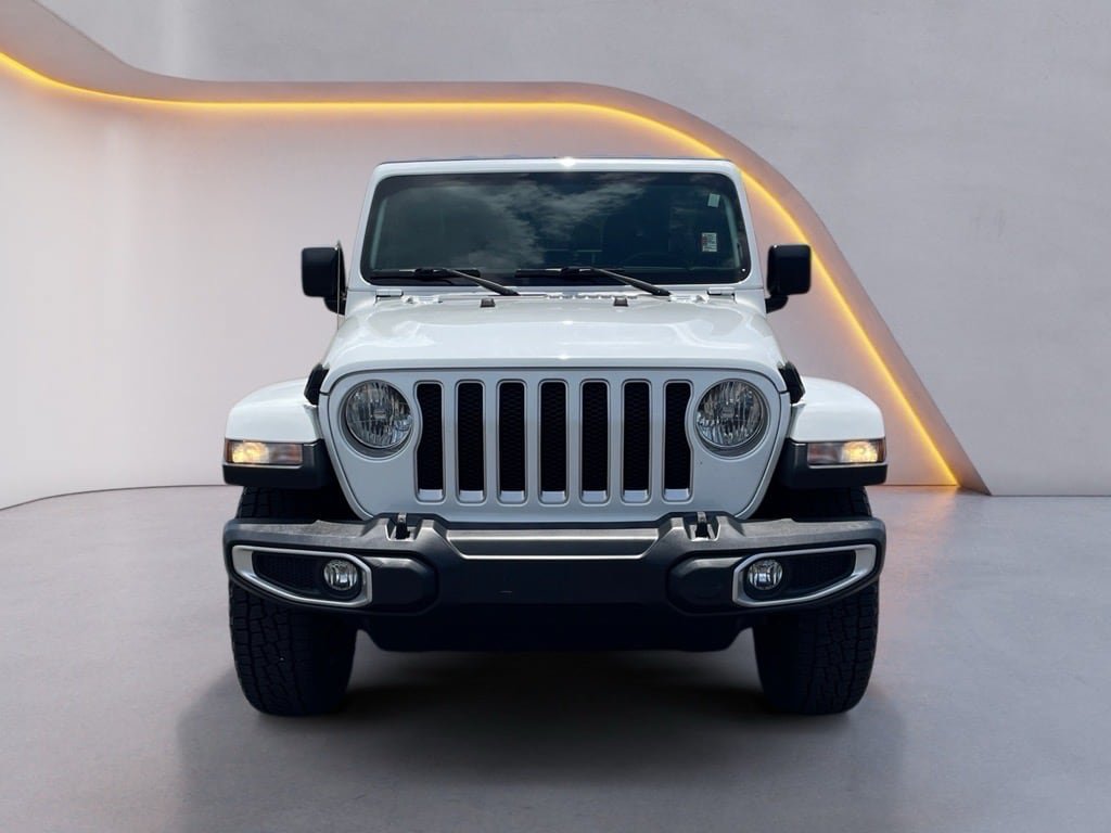 Used 2018 Jeep Wrangler Unlimited Sahara AWD/4WD image 2