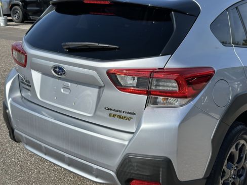 Used 2021 Subaru Crosstrek 2.5i Sport w/ Moonroof Package image 12
