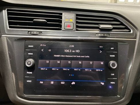 Used 2019 Volkswagen Tiguan SE w/ Panoramic Sunroof Package AWD/4WD image 20