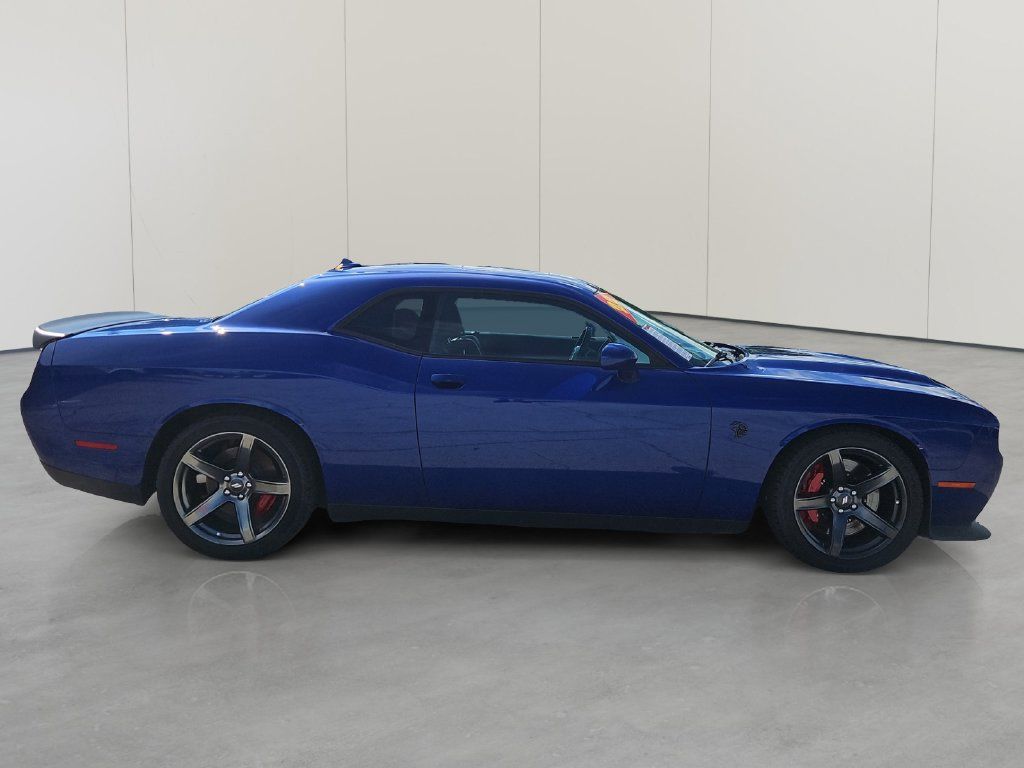 Used 2022 Dodge Challenger SRT Hellcat RWD image 6