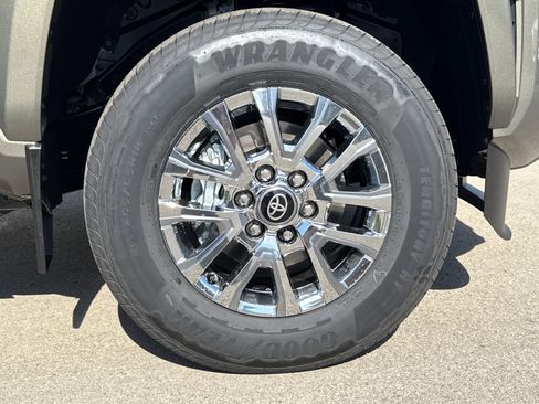 New 2025 Toyota Tacoma Limited AWD/4WD image 45