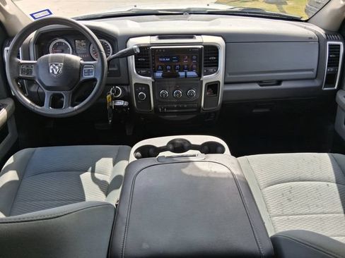 Used 2018 RAM 3500 SLT AWD/4WD image 9
