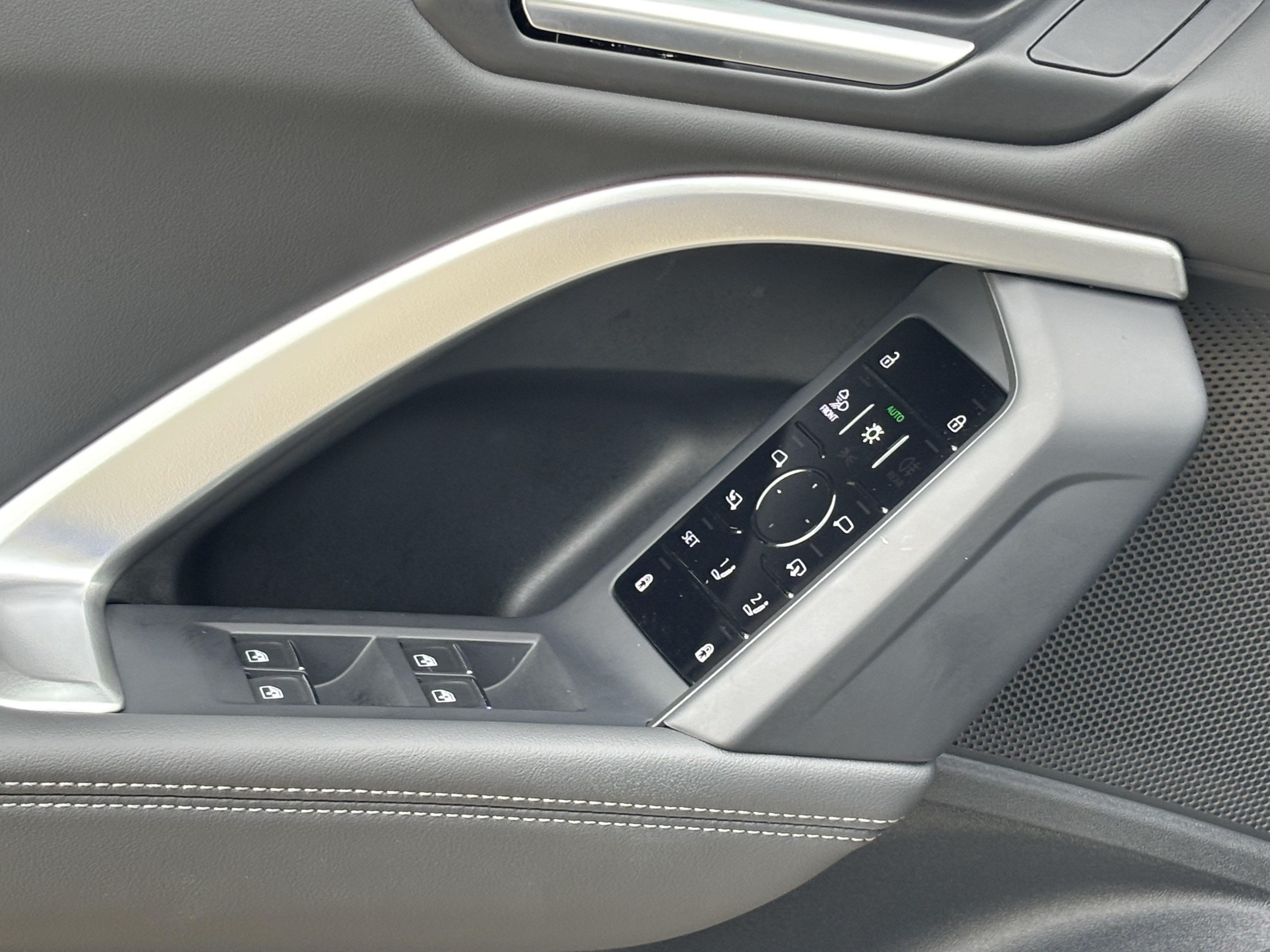 Certified 2026 Audi Q5 Premium Plus AWD/4WD image 15