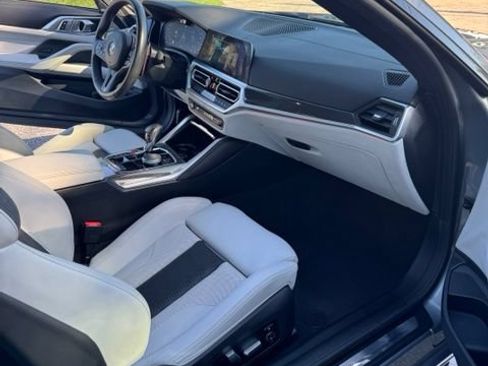 Used 2022 BMW M4 Competition w/ Executive Package RWD image 16
