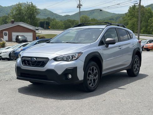 Used 2021 Subaru Crosstrek 2.5i Sport w/ Moonroof Package AWD/4WD image 7