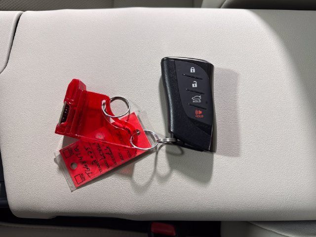 Used 2025 Lexus ES 350 w/ Premium Package FWD image 37