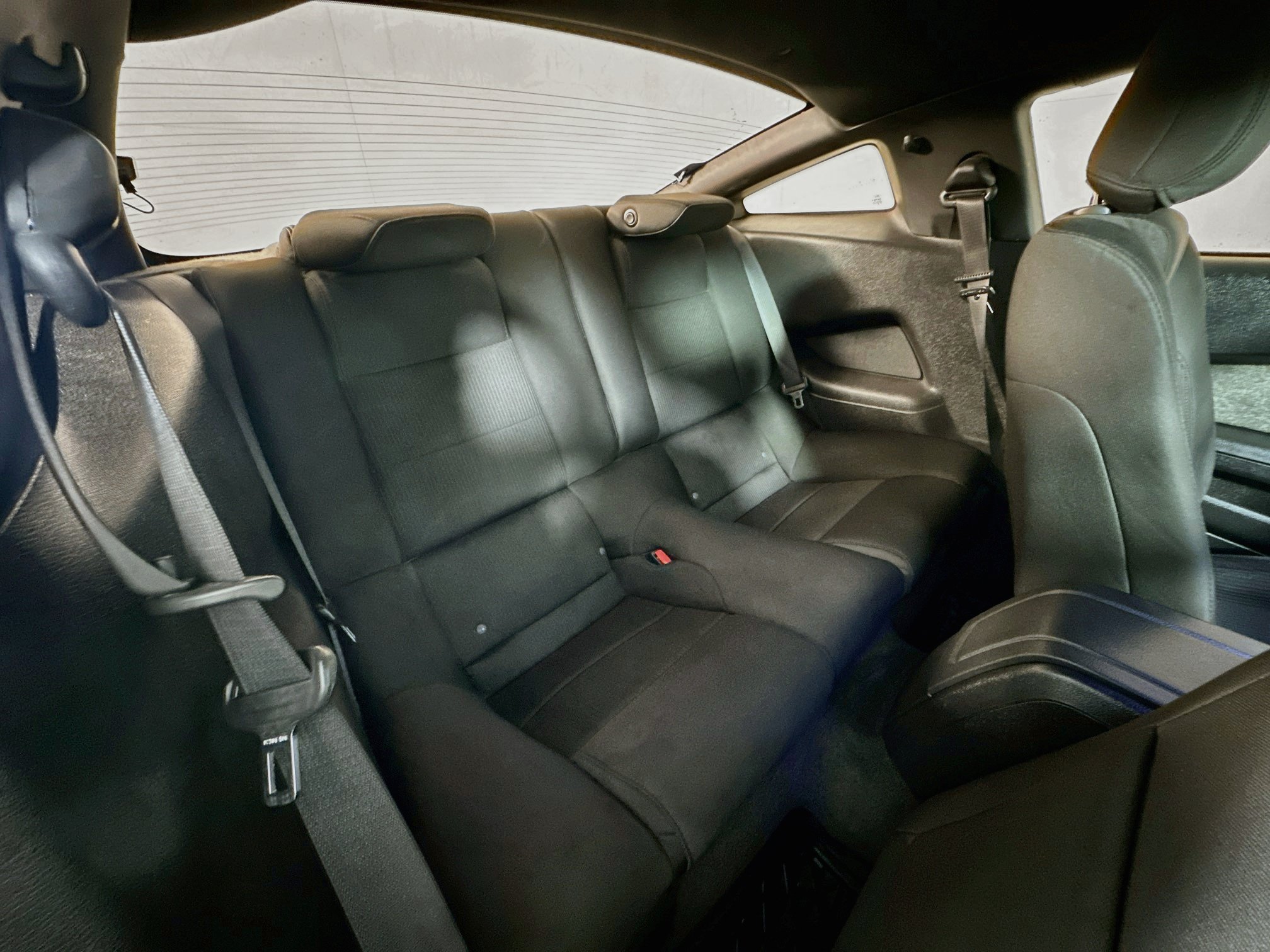 Used 2013 Ford Mustang Coupe RWD image 23