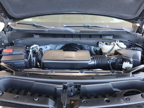 Used 2023 GMC Yukon XL SLT image 54