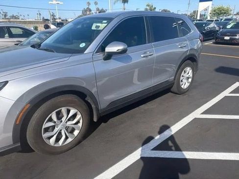 Used 2024 Honda CR-V LX image 7